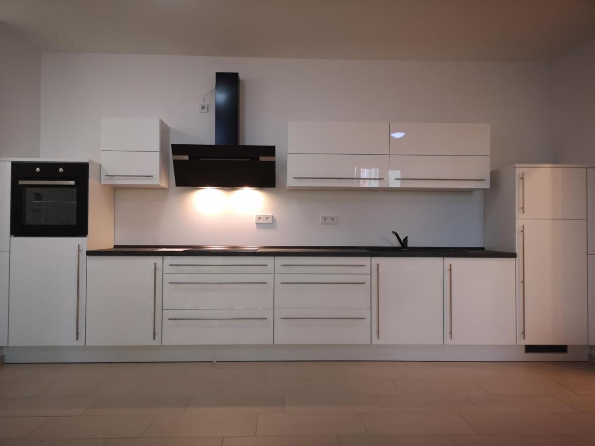 Apartment Near Fair And Central City In Few Min, With Garden Франкфурт на Майн Екстериор снимка