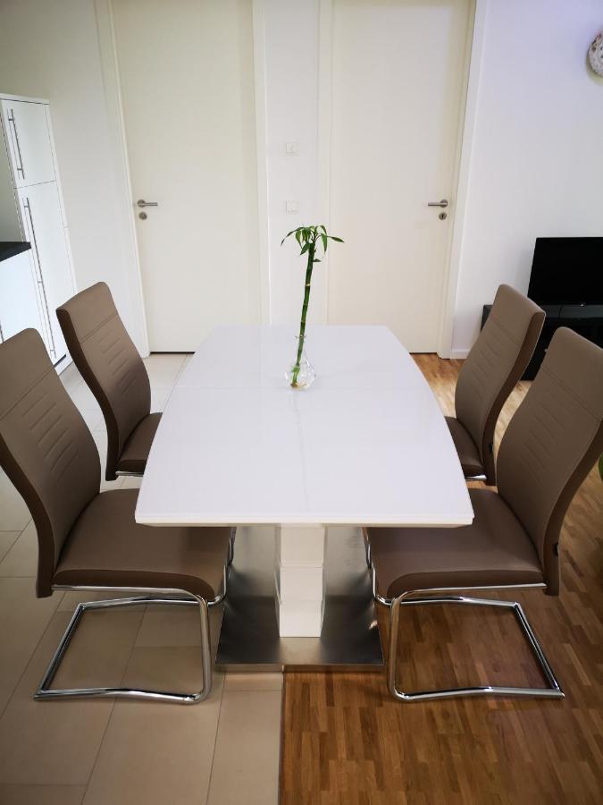 Apartment Near Fair And Central City In Few Min, With Garden Франкфурт на Майн Екстериор снимка
